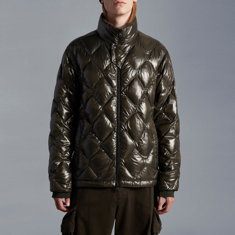Moncler FW22 Glossy White Down Jacket Unisex - Stand Collar Zip-up Design. H20911A002005963V888 圖 4