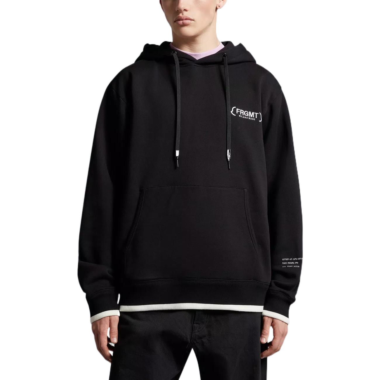 Shop Moncler 2022秋冬字母印花黑色卫衣男女同款 H209U8G00002M2372999