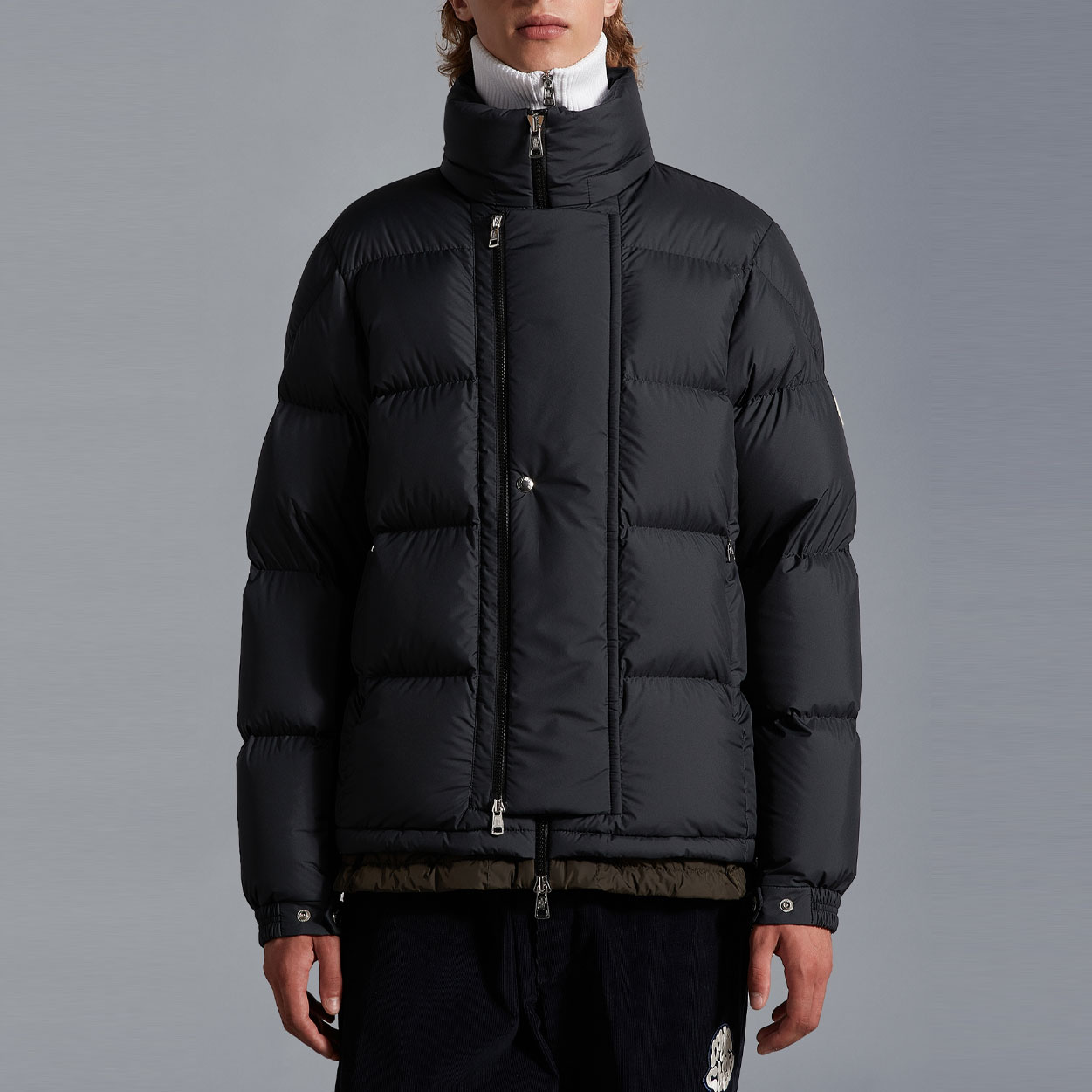 Purchase Moncler FW22 Makian 黑色羽絨外套 長袖立領 H20911A0024054A81999