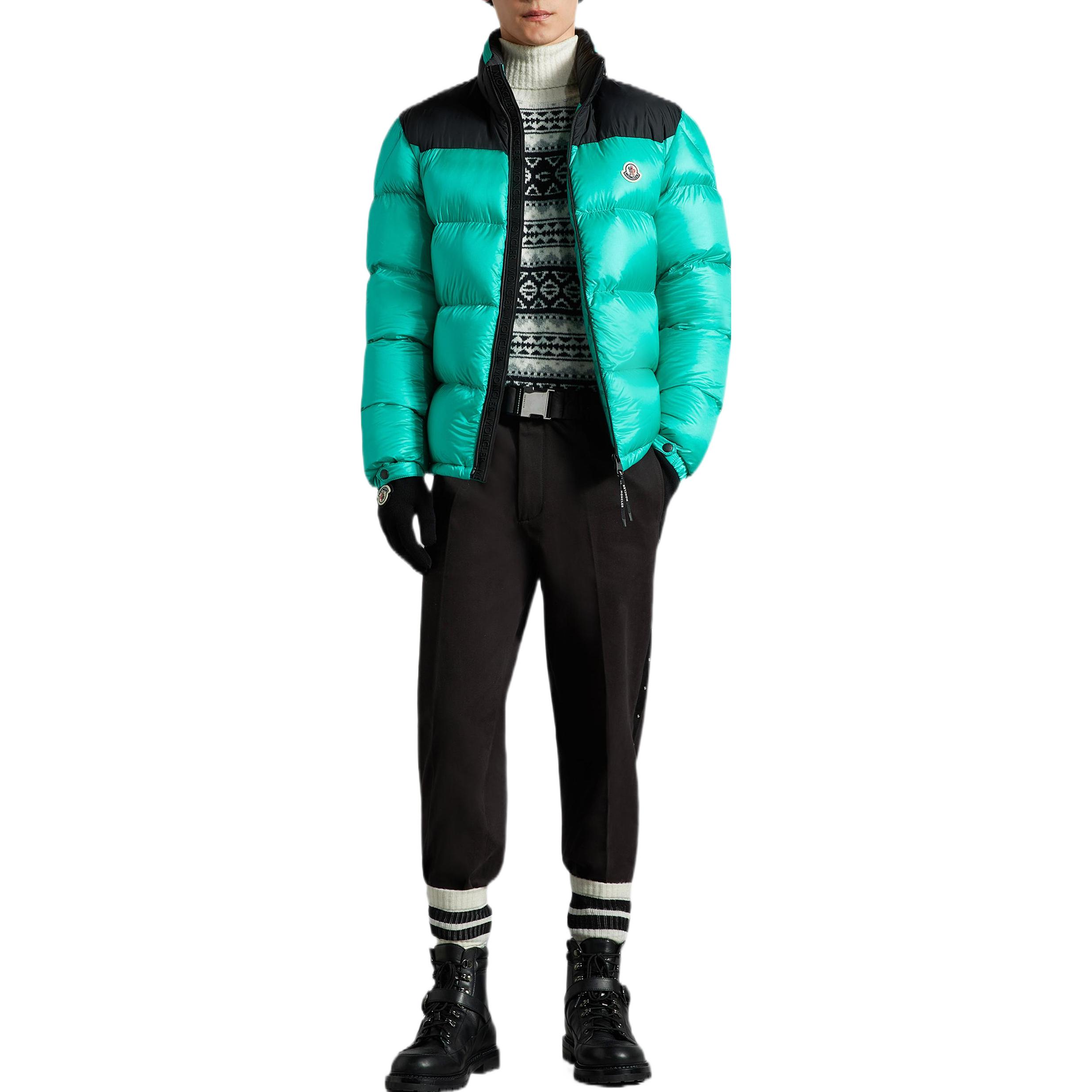 Lookbook Moncler FW22 Peuplier Logo Patch Jaket Puffer Lelaki Zip Pendek Hijau Emerald H20911A001475967G81R