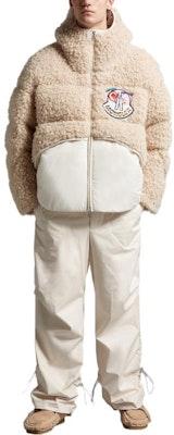 Moncler FW22 Rousay Patchwork Jaket Hoodie Unisex Snow White. H20921A00042M2009070 Lookbook Moncler FW22 Rousay Patchwork Jaket Hoodie Unisex Snow White. H20921A00042M2009070