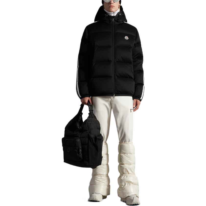 Moncler FW22 Sanbesan Unisex Black Short Down Jacket with Hood and Zip. H20911A00237899RX999 圖 3