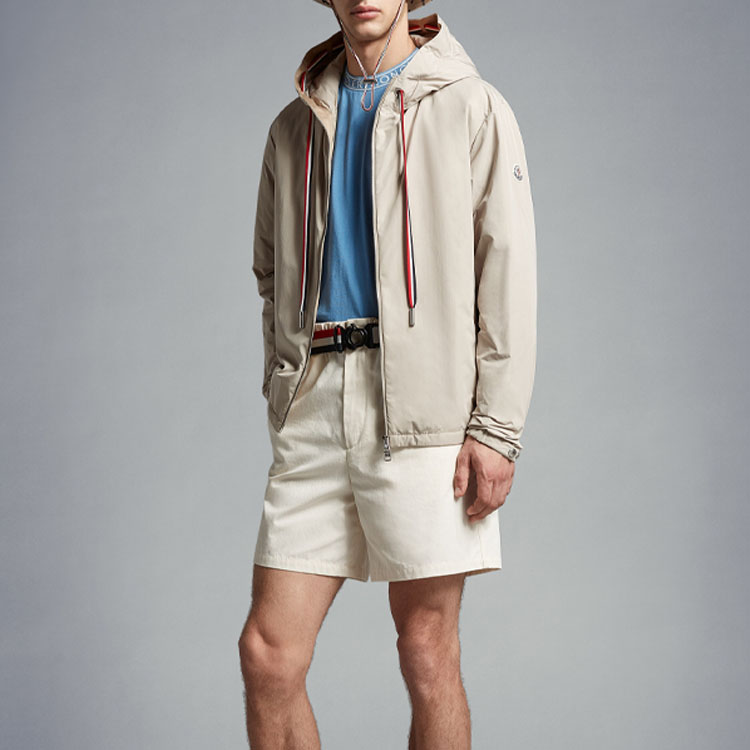 Moncler FW22 Striped Rope Badge Hooded Short Down Jacket Men’s Off-White I10911A0006754A9120L 圖 5