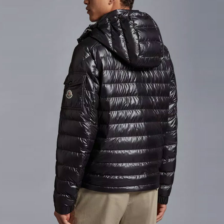 Moncler FW23 LAUROS Unisex Black Short Hooded Down Jacket with Logo. J10911A00094595ZJ999 圖 4