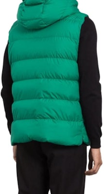 Moncler FW23 Vest Patch Logo Unisex 1A0015154A8184C Shop Moncler FW23 Vest Patch Logo Unisex 1A0015154A8184C