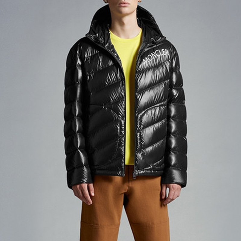 Moncler FW23 Shama Unisex Black Hooded Down Jacket with Letter Print. I20911A00072595GJ999 圖 3