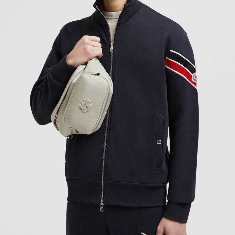 Shop Moncler FW24 Navy Colorblock Zip-Up Sweatshirt Lengan Panjang. J20918G0000189A8F778