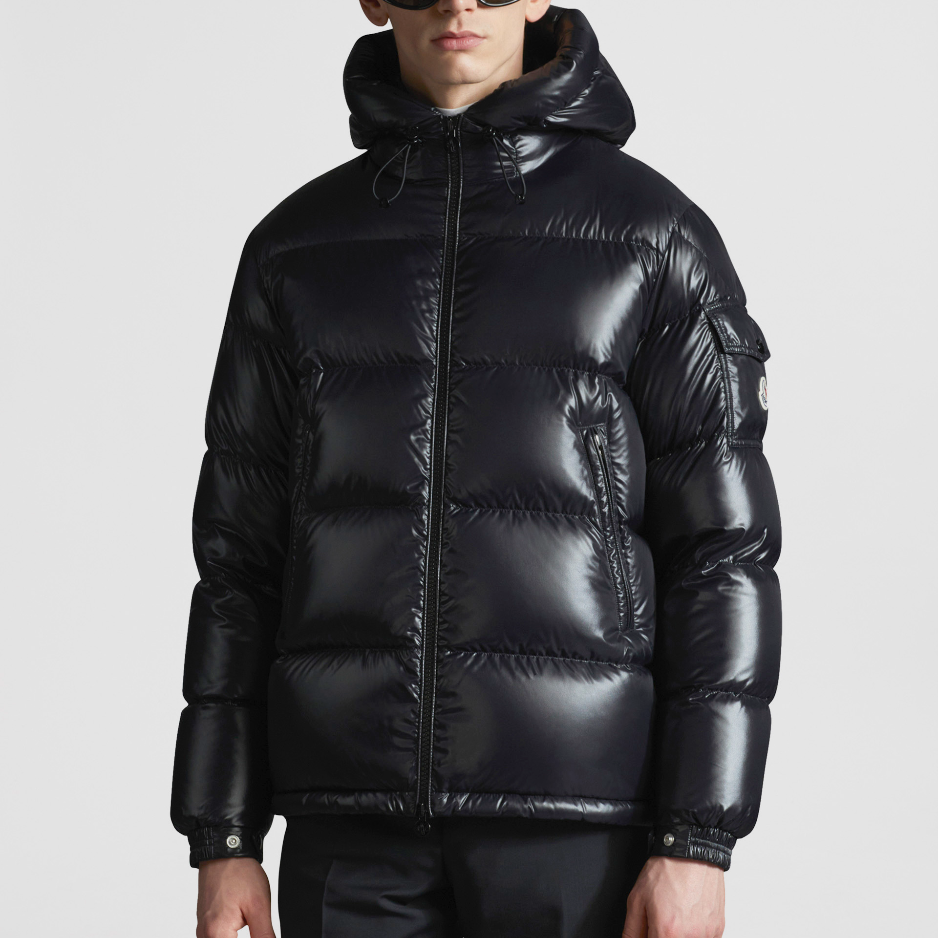 Moncler FW24 Ecrins Short Down Jacket Black Hooded Windproof  Coat. J20911A0020868950999 圖 4