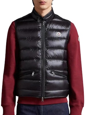 Moncler FW24 Lightweight Zip-Up Logo Vest Unisex Black J20911A1070053029999 Lookbook Moncler FW24 Lightweight Zip-Up Logo Vest Unisex Black J20911A1070053029999