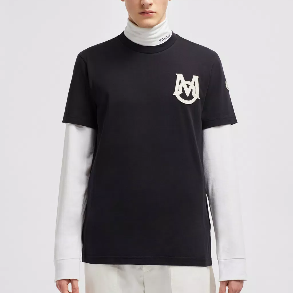 Lookbook モンクレール FW24 ロゴプリント ユニセックス クルーネック Tシャツ ブルー/ブラック J20918C000218390T778