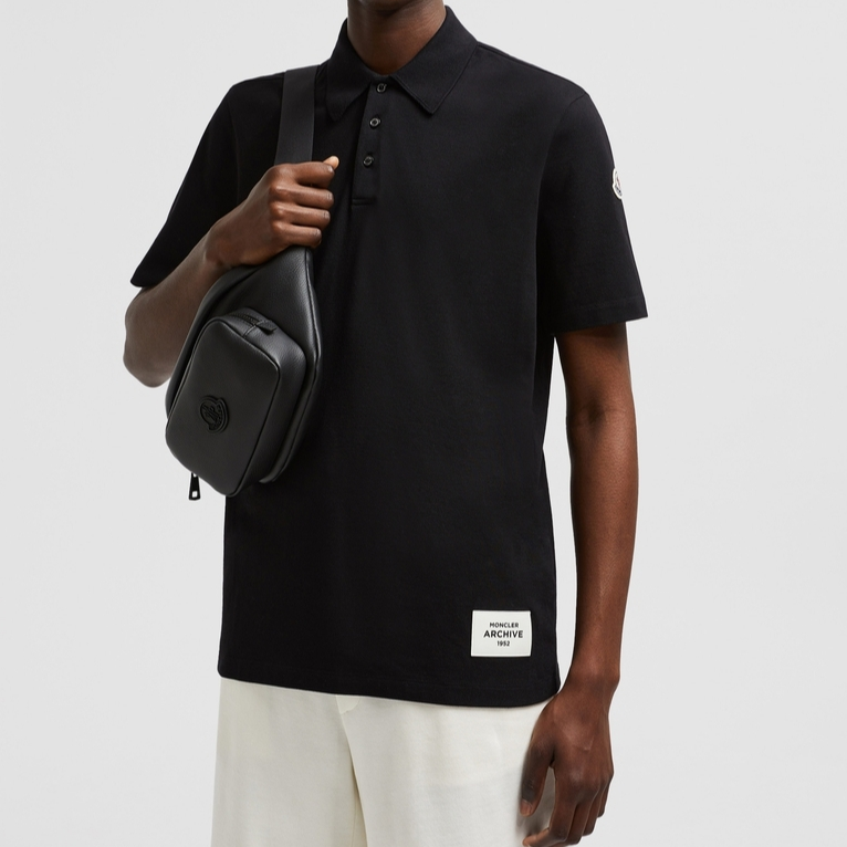 Moncler FW24 Logo Tag Regular Fit Polo Shirt Black - J20918A0000689A16999 圖 3