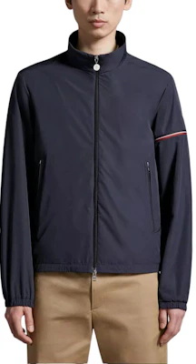 Moncler FW24 Ruinette条纹拉链口袋夹克 海军蓝 外套 J10911A0011854A9174S Lookbook Moncler FW24 Ruinette条纹拉链口袋夹克 海军蓝 外套 J10911A0011854A9174S