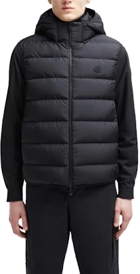 Moncler FW24 Valmasque Rompi Tanpa Lengan Anti Air Hitam Pria. J20911A000495973I999 Lookbook Moncler FW24 Valmasque Rompi Tanpa Lengan Anti Air Hitam Pria. J20911A000495973I999