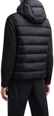 Moncler FW24 Valmasque Rompi Tanpa Lengan Anti Air Hitam Pria. J20911A000495973I999 Shop Moncler FW24 Valmasque Rompi Tanpa Lengan Anti Air Hitam Pria. J20911A000495973I999