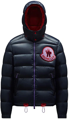 MONCLER GENIUS 1952 SS22 海軍藍品牌標誌連帽羽絨外套 男女通用 H10921A00014M1603744 Buy MONCLER GENIUS 1952 SS22 海軍藍品牌標誌連帽羽絨外套 男女通用 H10921A00014M1603744