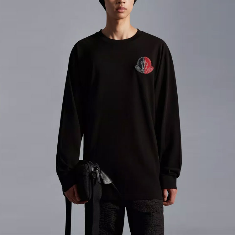 Lookbook MONCLER GENIUS 1952 X2Long FW22 Black Logo Crewneck Long Sleeve  T-Shirt H20928D00007M2326999