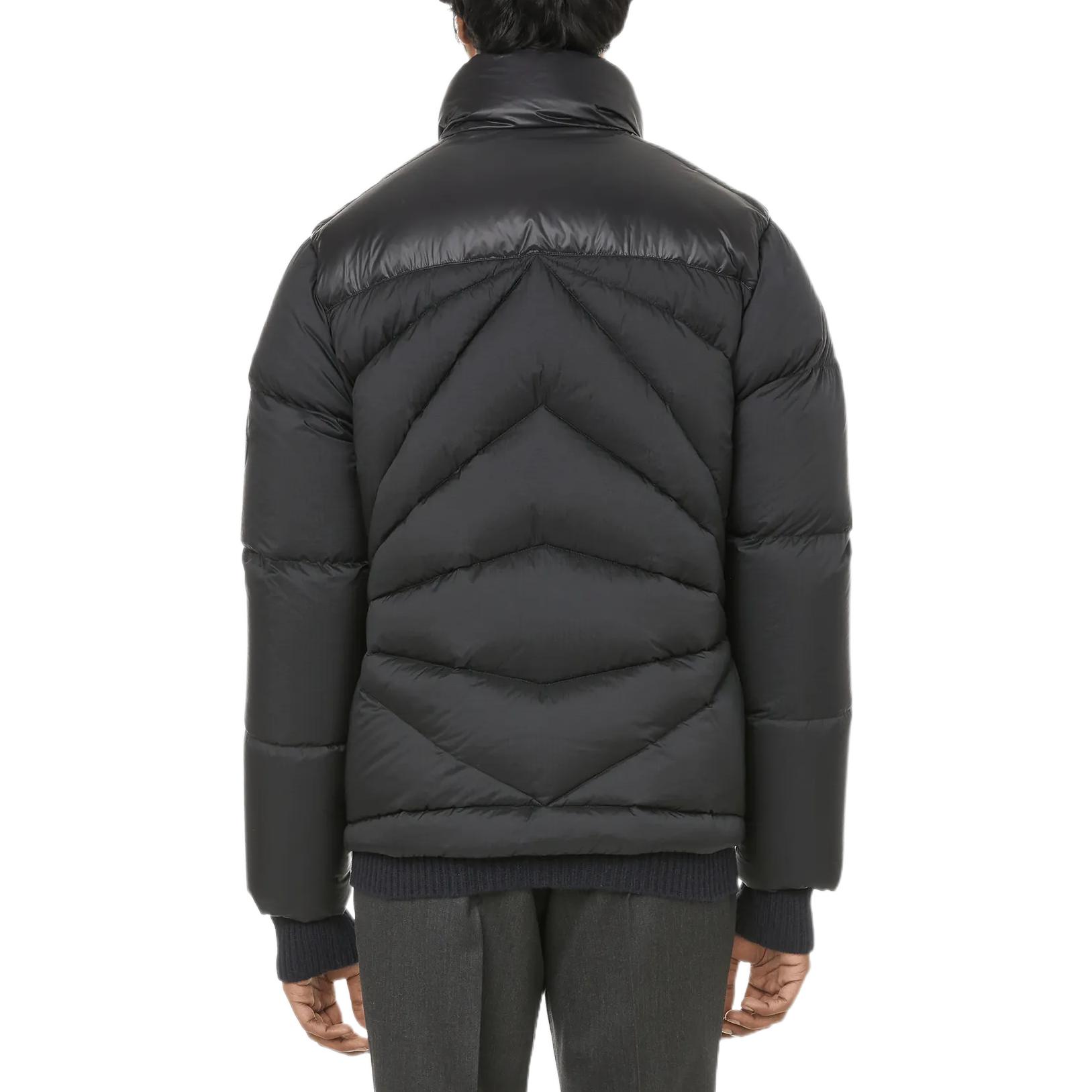 Shop MONCLER GENIUS 黑色高領長袖拉鍊羽絨外套 G20921A00030595EV999