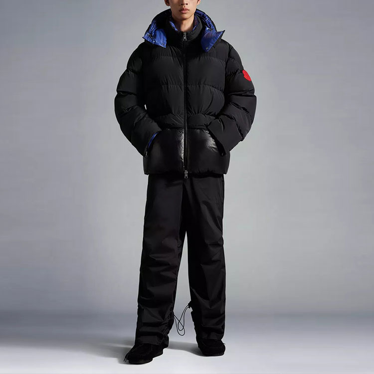 MONCLER GENIUS FW22 2 Moncler 1952 Logo Black Hooded Down Jacket  Winter. H20921A00031M2012997 圖 3