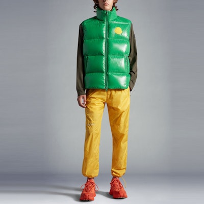 몽클레르 지니어스 솔리드 컬러 다운 베스트 그라스 그린 유니섹스 H20921A00037M2019834 Lookbook 몽클레르 지니어스 솔리드 컬러 다운 베스트 그라스 그린 유니섹스 H20921A00037M2019834