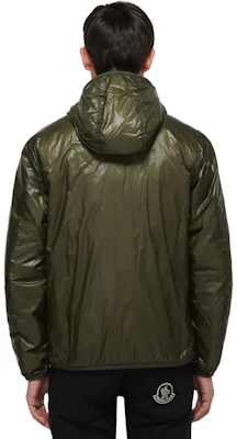 MONCLER GENIUS 經典標誌連帽防水羽絨外套 男女適用 F10921A5080053029833 Shop MONCLER GENIUS 經典標誌連帽防水羽絨外套 男女適用 F10921A5080053029833