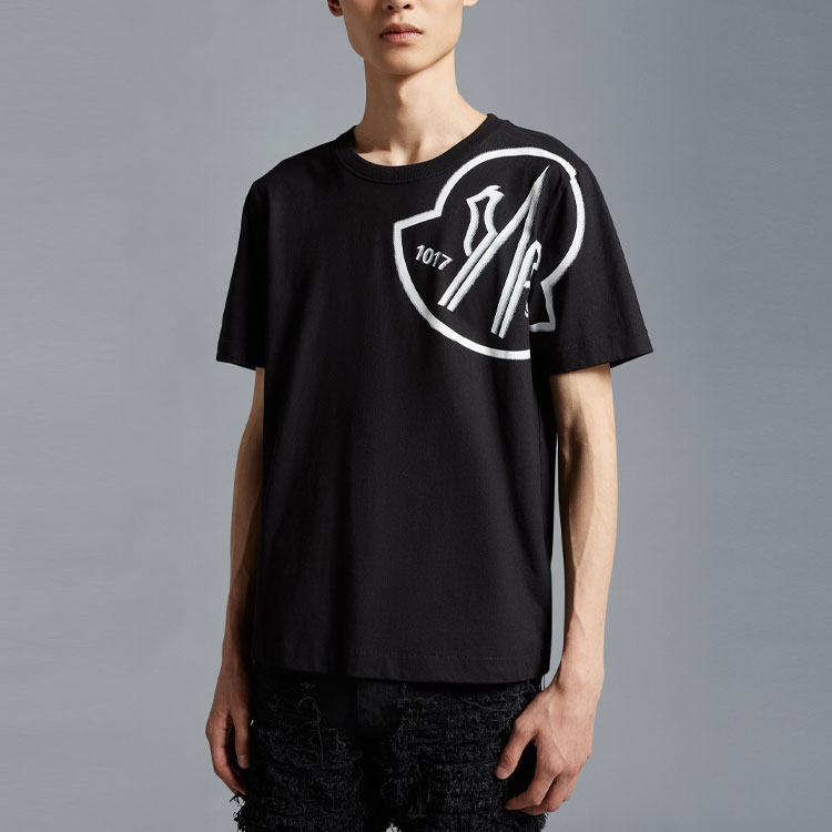 Purchase MONCLER GENIUS x 1017 ALYX 9SM Graphic Print Black Unisex T-Shirt. H209Y8C00001M2780999