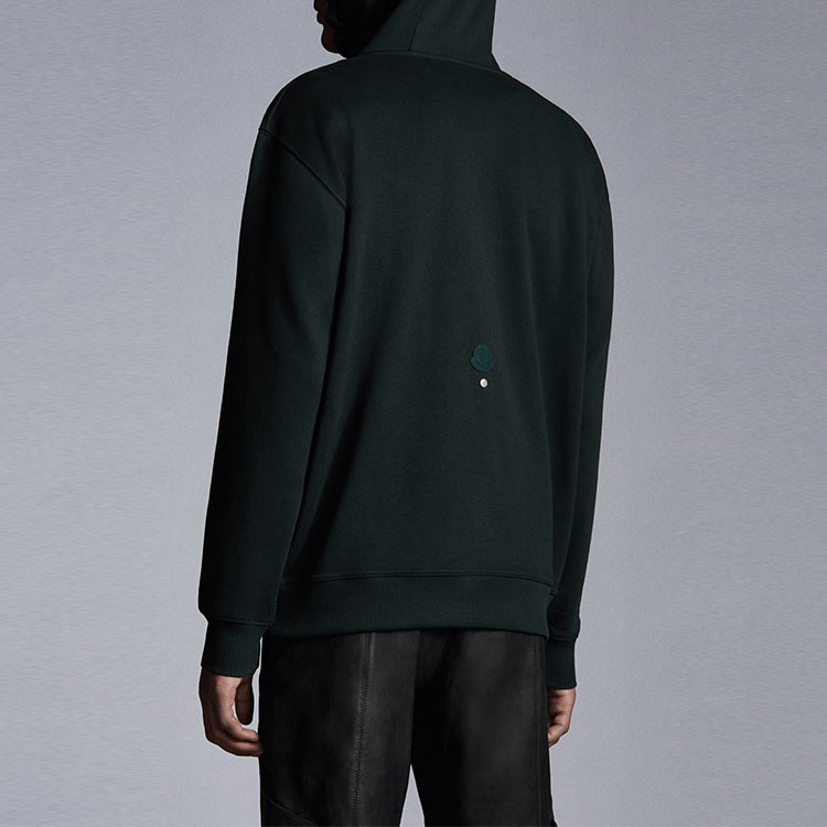 Shop MONCLER GENIUS x 1017 ALYX 9SM 經典標誌連帽衫 深綠色 G209Y8G00003899F2876
