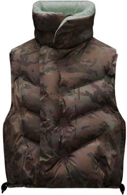 MONCLER GENIUS x DingYun Zhang SS22 男女同款棕色可翻转羽绒背心。 H109M1A00005M1865812 Buy MONCLER GENIUS x DingYun Zhang SS22 男女同款棕色可翻转羽绒背心。 H109M1A00005M1865812