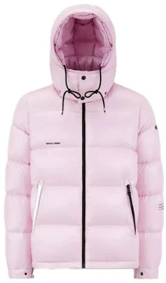 MONCLER GENIUS x FRGMT FW22 Rickey粉色菱格LOGO羽绒夹克男女同款. H209U1A00002M2149521 Order MONCLER GENIUS x FRGMT FW22 Rickey粉色菱格LOGO羽绒夹克男女同款. H209U1A00002M2149521