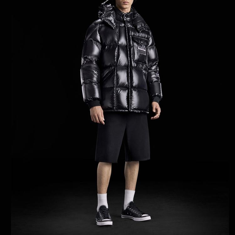 Shop MONCLER GENIUS x FRGMT Hiroshi Fujiwara Chaqueta Negra Impermeable con Capucha 09U1B5021068950999