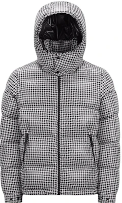 Chaqueta Corta Acolchada Unisex MONCLER GENIUS x FRGMT Hiroshi Fujiwara SS23. I209U1A00002M3077F90 Order Chaqueta Corta Acolchada Unisex MONCLER GENIUS x FRGMT Hiroshi Fujiwara SS23. I209U1A00002M3077F90