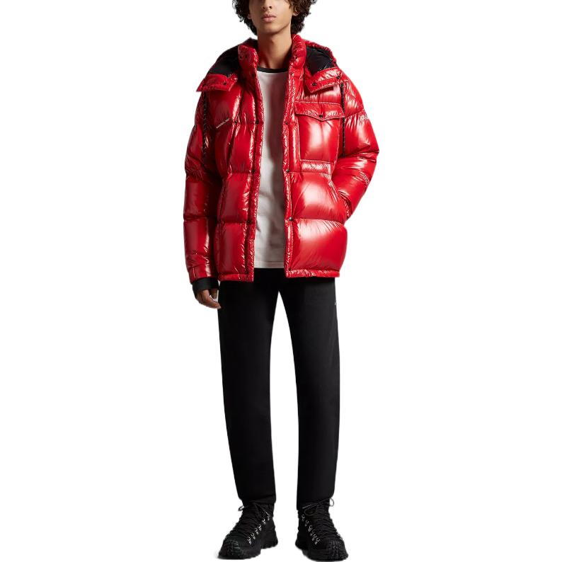 Shop MONCLER GENIUS x 藤原浩 FRGMT FW22 櫻桃紅羽絨外套 男女款 H209U1A00010M214945R
