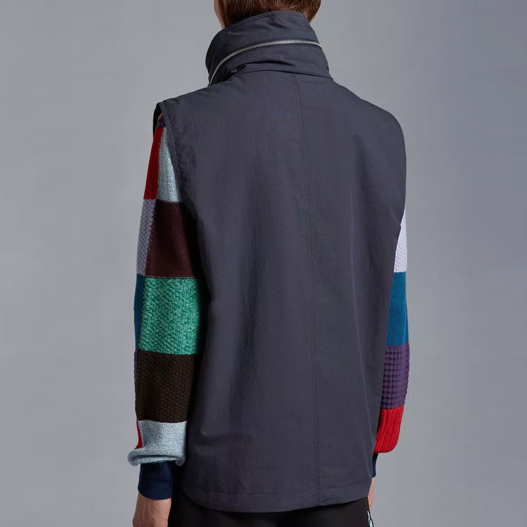 MONCLER GENIUS JW Anderson Unisex High-Neck Down Vest with Logo Patch. I109E1A00002M2721742 圖 5