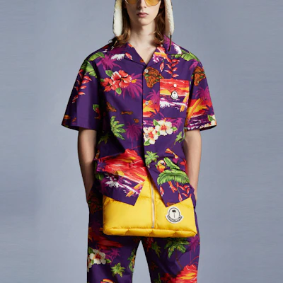 MONCLER GENIUS x PALM ANGELS FW21 巴登紫色夏威夷印花男女襯衫 G209L2F00002M1395650 Lookbook MONCLER GENIUS x PALM ANGELS FW21 巴登紫色夏威夷印花男女襯衫 G209L2F00002M1395650