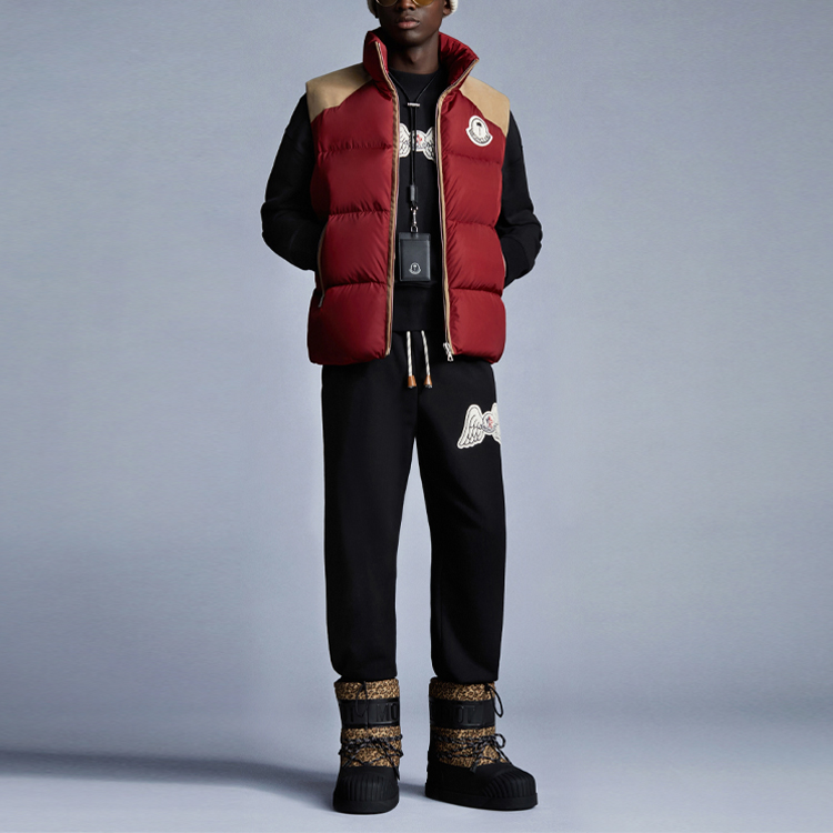 Shop MONCLER GENIUS x PALM ANGELS FW21 Wing Fleece Knit Track Pants Unisex. G209L8H00003809F4999