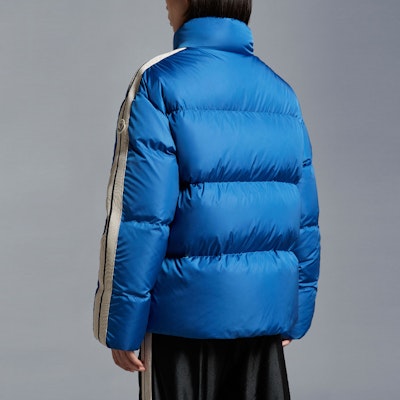 MONCLER GENIUS x Palm Angels FW22 藍色印花短版羽絨外套 男女適用 H209L1A00016M2563756 Purchase MONCLER GENIUS x Palm Angels FW22 藍色印花短版羽絨外套 男女適用 H209L1A00016M2563756