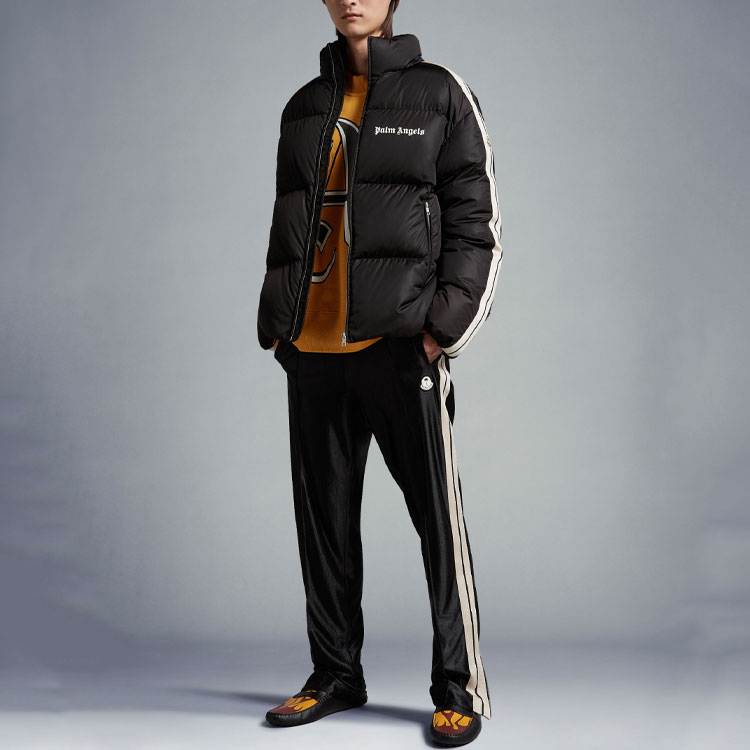 Lookbook 몽클레르 지니어스 x 팜엔젤스 FW22 로드맨 로고 스트라이프 패딩 재킷 블랙 유니섹스 H209L1A00016M2563999