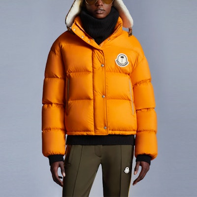 몽클레르 지니어스 x 팜 엔젤스 로고 다운 자켓 오렌지 겨울 코트 G209L1A00002M1354306 Lookbook 몽클레르 지니어스 x 팜 엔젤스 로고 다운 자켓 오렌지 겨울 코트 G209L1A00002M1354306