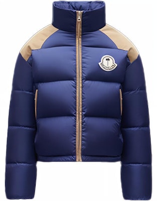 Moncler Genius x Palm Angels Jaket Bulu Unisex Kerah Tinggi Logo. G209L1A00015M1352738 Buy Moncler Genius x Palm Angels Jaket Bulu Unisex Kerah Tinggi Logo. G209L1A00015M1352738