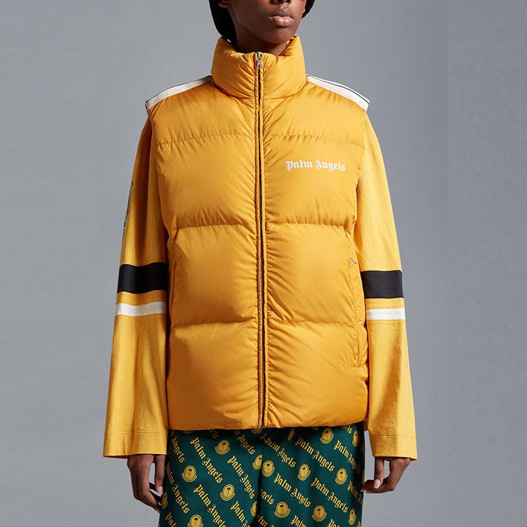 Lookbook Chaleco Unisex Acolchado MONCLER GENIUS x Palm Angels Amarillo Logo. H209L1A00015M2563125