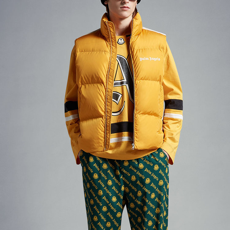 Purchase Chaleco Unisex Acolchado MONCLER GENIUS x Palm Angels Amarillo Logo. H209L1A00015M2563125