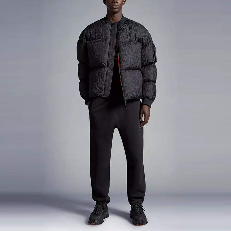 Lookbook MONCLER GENIUS x Roc Nation SS24  Black Jogger Knit Pants with Logo Patch I209W8H00004809KX999