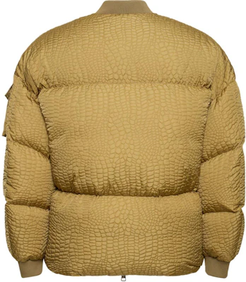 MONCLER GENIUS x Roc Nation SS24 CENTAURUS尼龍羽絨外套橄欖色男女款 I209W1A00003M338382F Lookbook MONCLER GENIUS x Roc Nation SS24 CENTAURUS尼龍羽絨外套橄欖色男女款 I209W1A00003M338382F