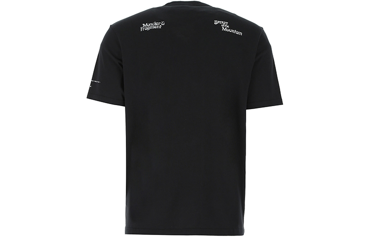Lookbook Moncler Baju-T Leher Bulat Cetakan Grafik Lengan Pendek Hitam. 8C705108392B999