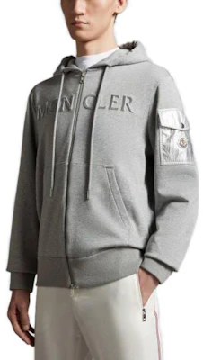 몽클레르 그레이 루즈핏 레터 프린트 후드티 I20918G0000689A2L986 Lookbook 몽클레르 그레이 루즈핏 레터 프린트 후드티 I20918G0000689A2L986