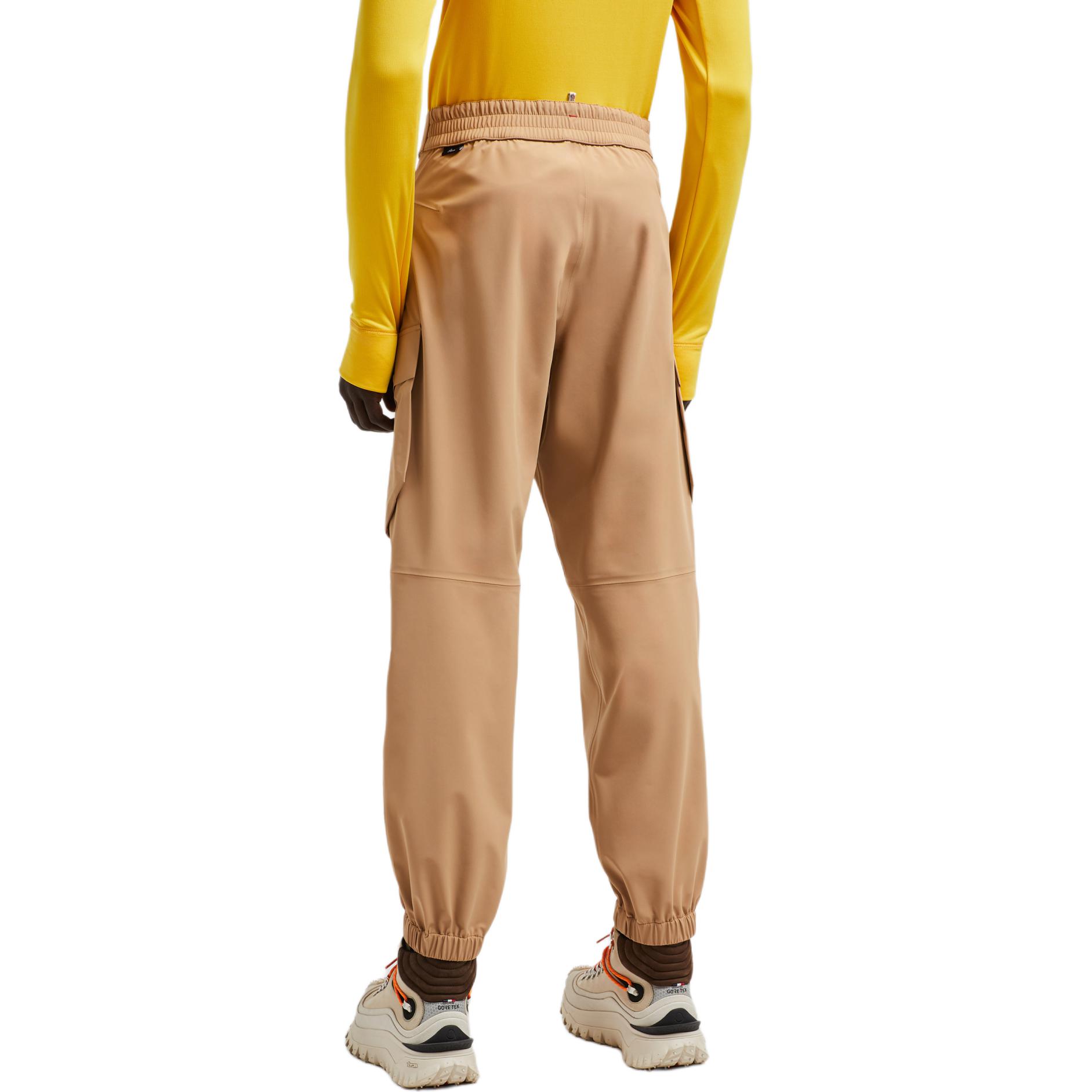 Moncler Grenoble  Beige Cargo Jogger Pants with Embroidered Logo Design. J20972A00003597FA236 圖 5