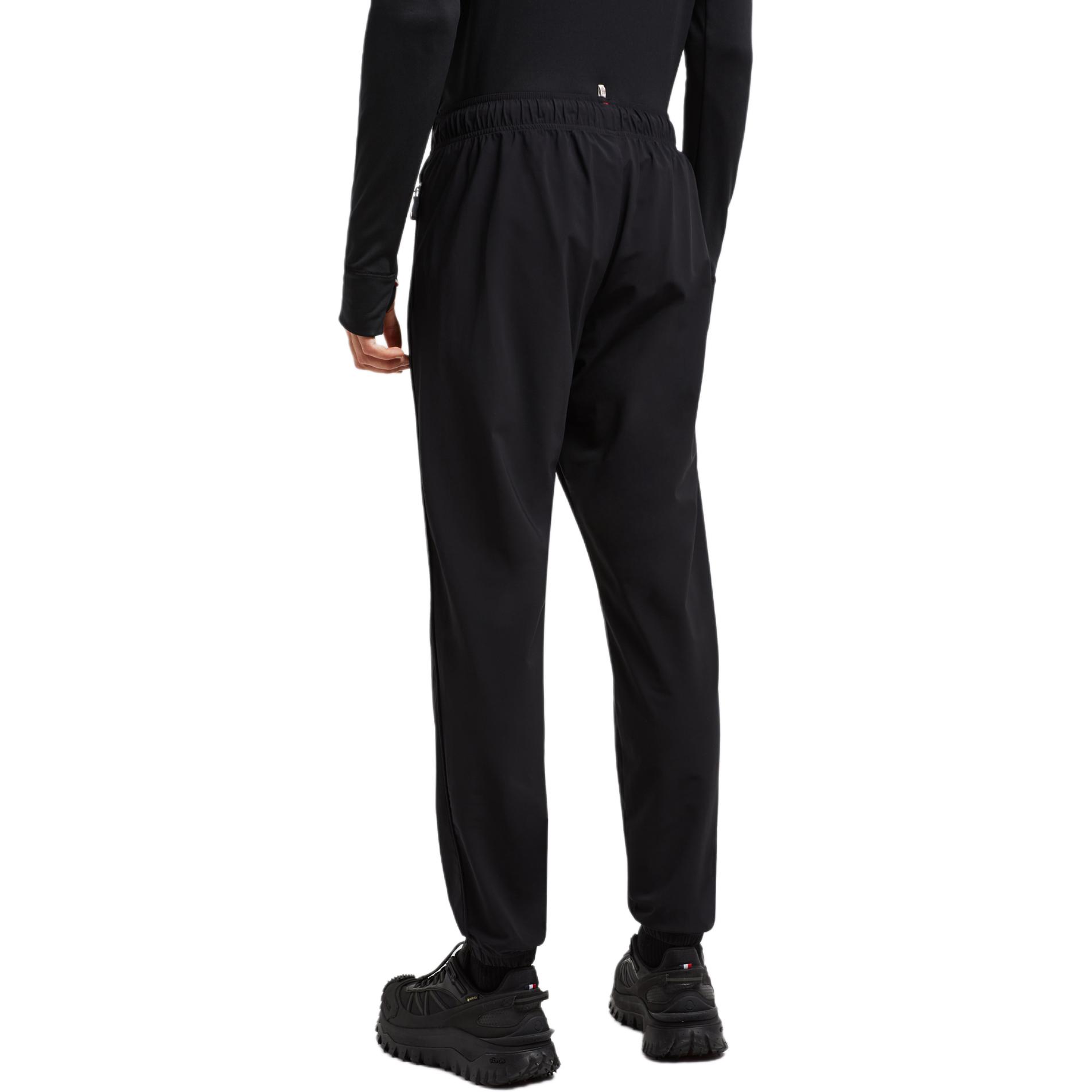 Moncler Grenoble  Black Knit Joggers with Logo and Elastic Waist. J20978H0000989ALV999 圖 4