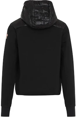 Chaqueta Moncler Grenoble Negra con Capucha y Detalles de Cierre. J20979B00012C9043999 Lookbook Chaqueta Moncler Grenoble Negra con Capucha y Detalles de Cierre. J20979B00012C9043999