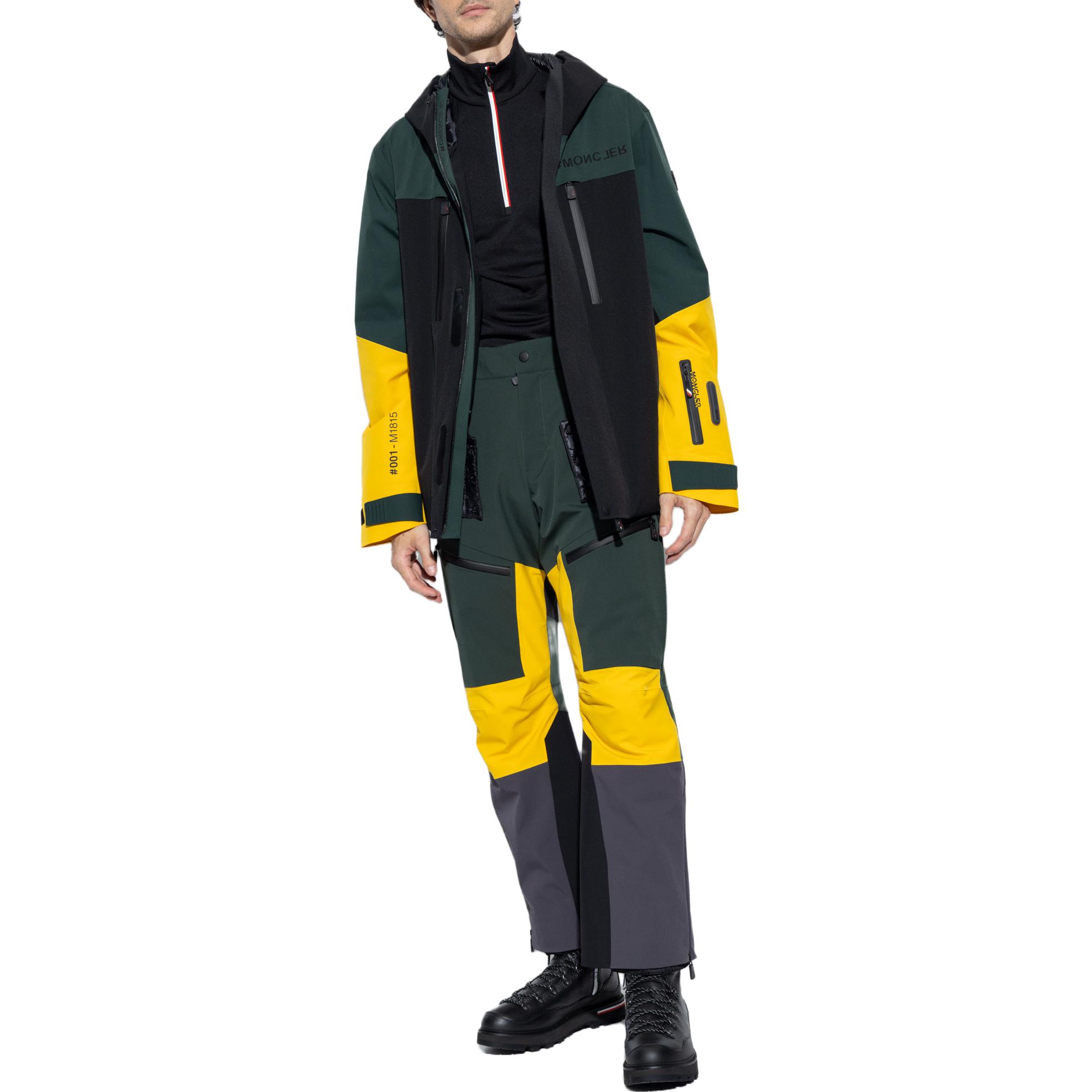 Purchase Suéter de Manga Larga Slim Fit Cuello Alto Negro Moncler Grenoble. I20978G00026899JO999