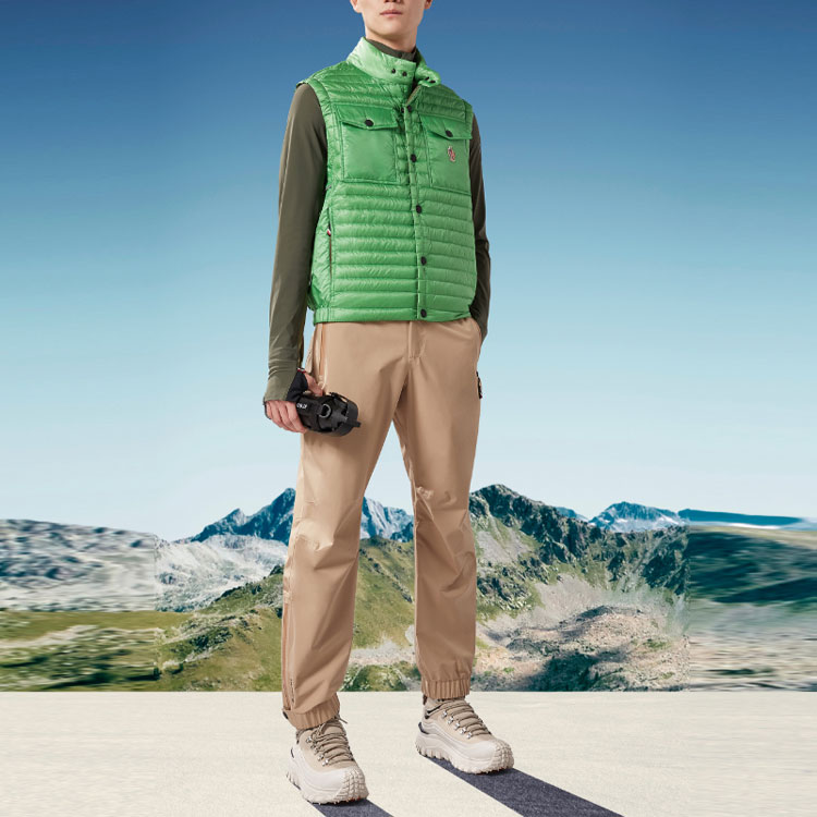 Lookbook 몽클레르 그레노블 경량 다운 베스트 브라이트 그린 I10971A00012595B186U