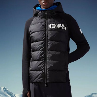 Moncler Grenoble Jaket Puff Cetakan Logo Hitam H20978G00031809HT999 Lookbook Moncler Grenoble Jaket Puff Cetakan Logo Hitam H20978G00031809HT999